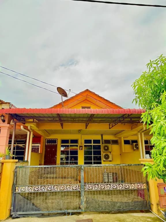 Homestay Selesa KKI 2 Guest House - photo 16