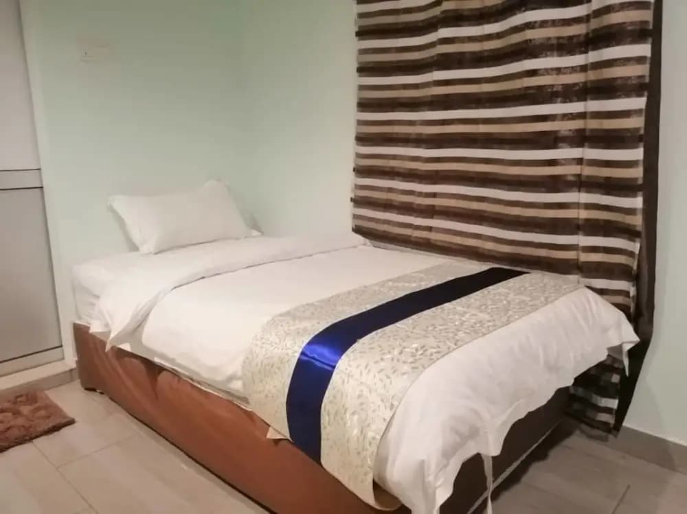Summer Hotel - photo 10