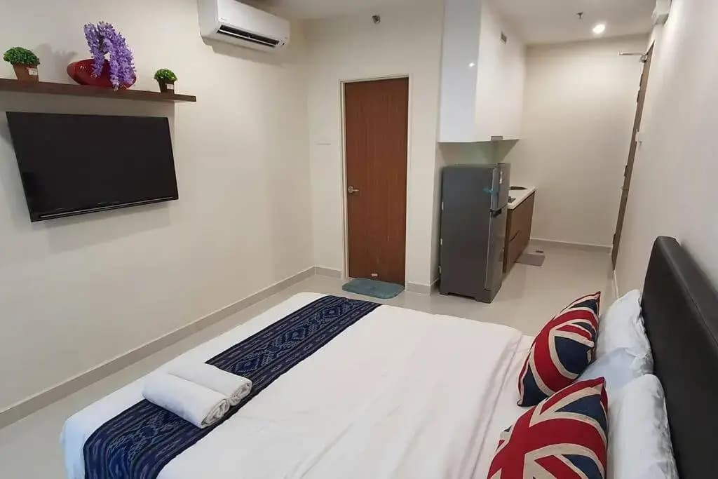 Lovely Kozi Square Studio 1-Bedroom with Pool LV9B - photo 3