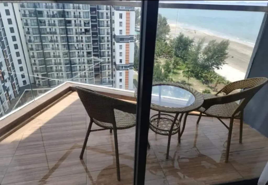 PUTEH Timurbay Beachfront Private Suite Kuantan - photo 7