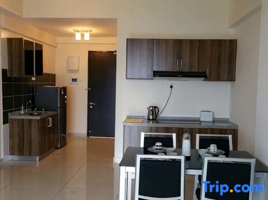 2BR Dinspire Condo Corner @ Bukit Indah - photo 1