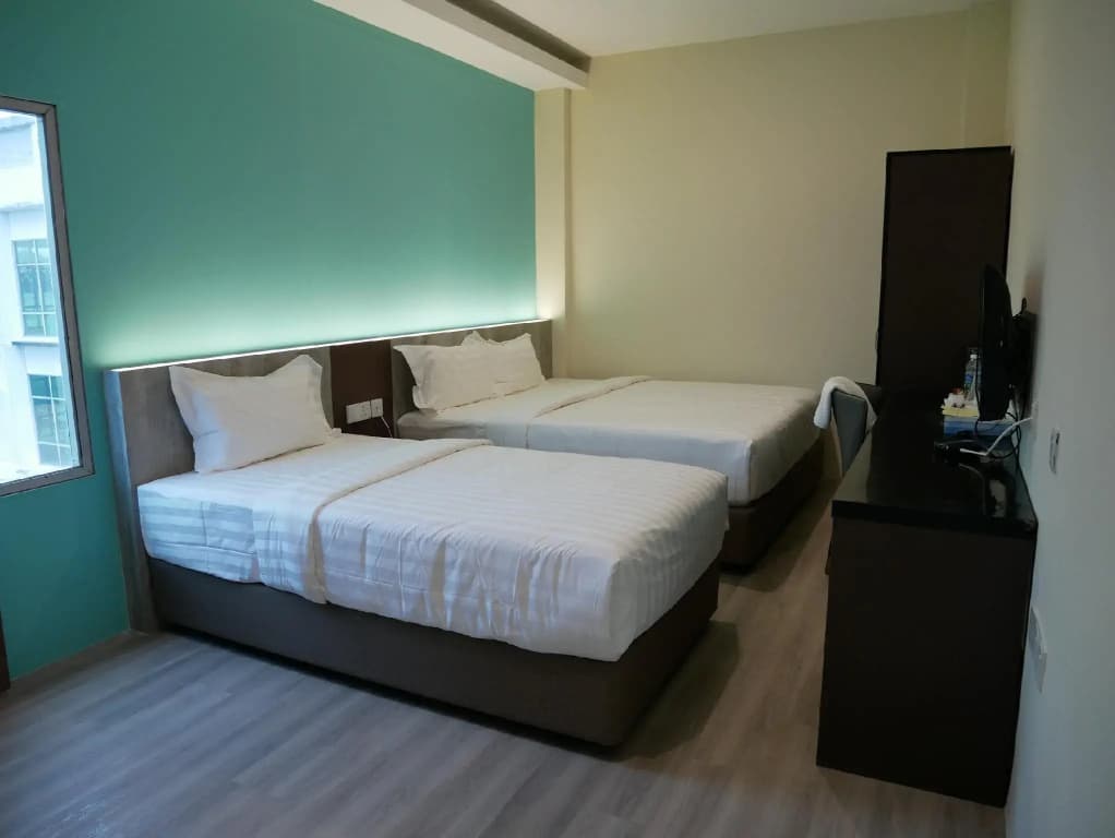 Pavilion Hotel Kuantan @ City Centre - photo 7