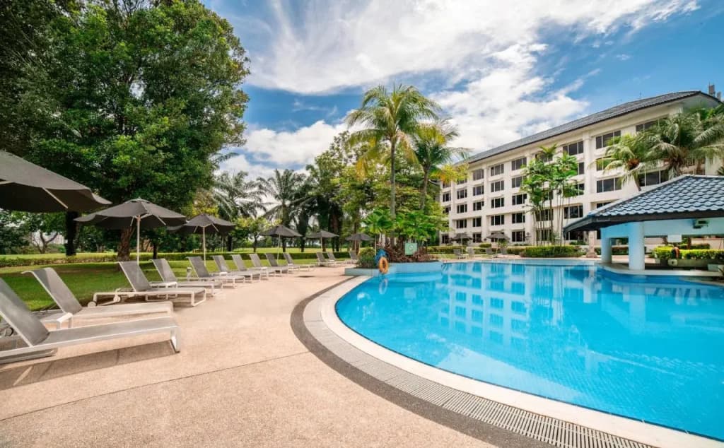 Glenmarie Hotel & Golf Resort - photo 18