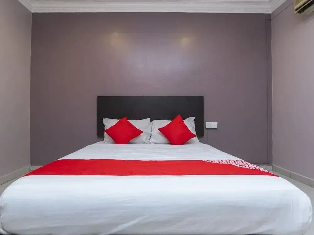 OYO 44027 Golden Horse Hotel - photo 5