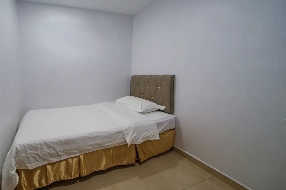 Hotel Uptown Semenyih - photo 3