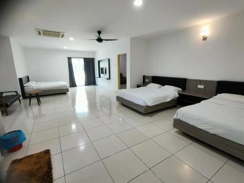 SWEET DREAM HOME 20PAX 3-Storey 5R5B SITIAWAN - photo 14