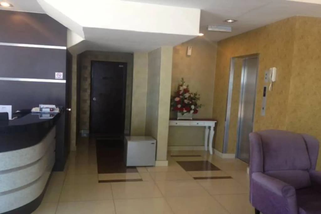 Syaz Meridien Hotel - photo 2