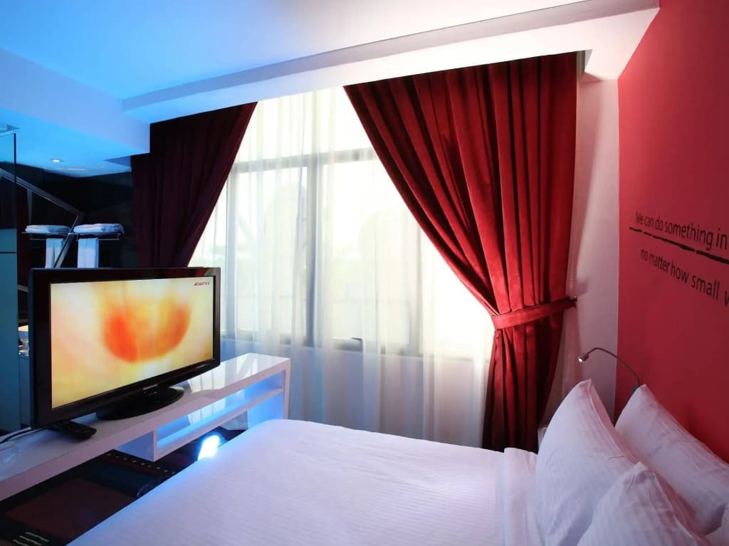 Zoom Inn Boutique Hotel - Danga Bay, Johor Bahru - photo 2