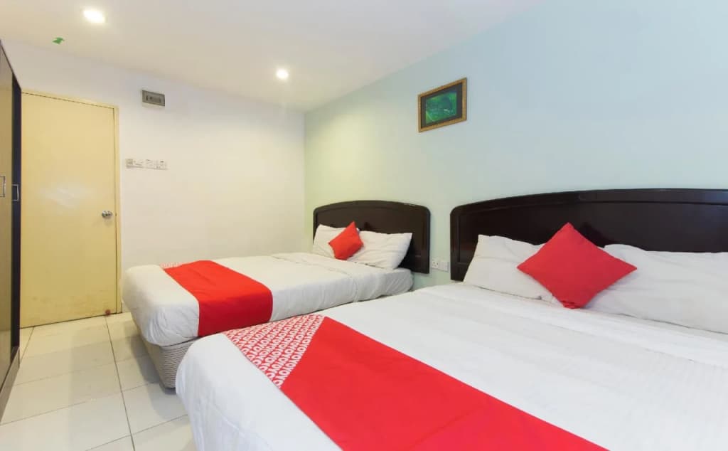 OYO 427 Hotel Kristal - photo 2
