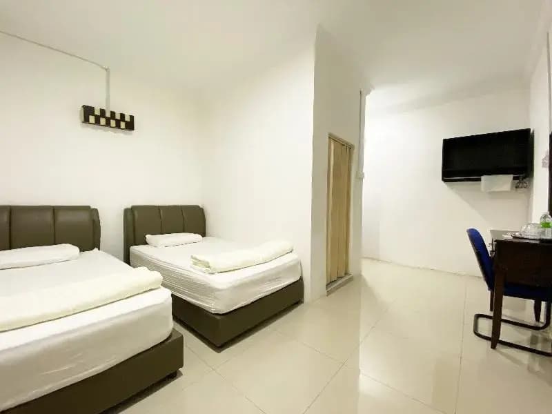 OYO 90087 Warisan Motel - photo 2