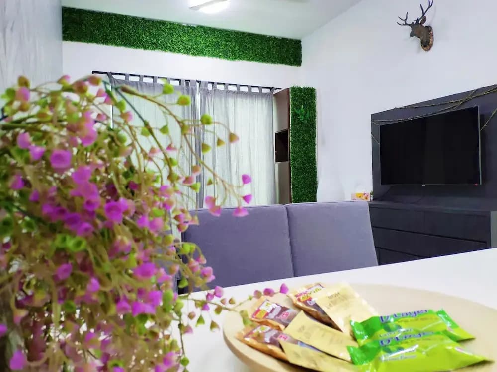 La Thea Residences - Spacious Balcony - photo 13