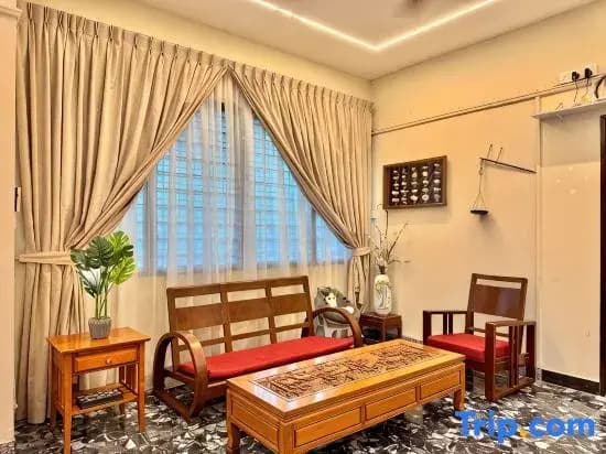 Greentown Villa 6BR 20pax | BBq | Ktv | Pool Table - photo 6