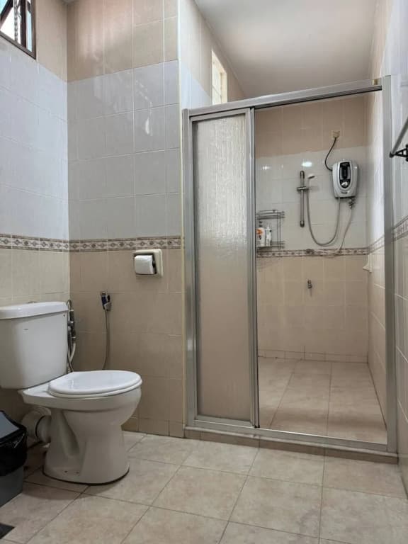 Cozy Johor Bahru Home With Family Room and Unblock Balcony View - photo 8