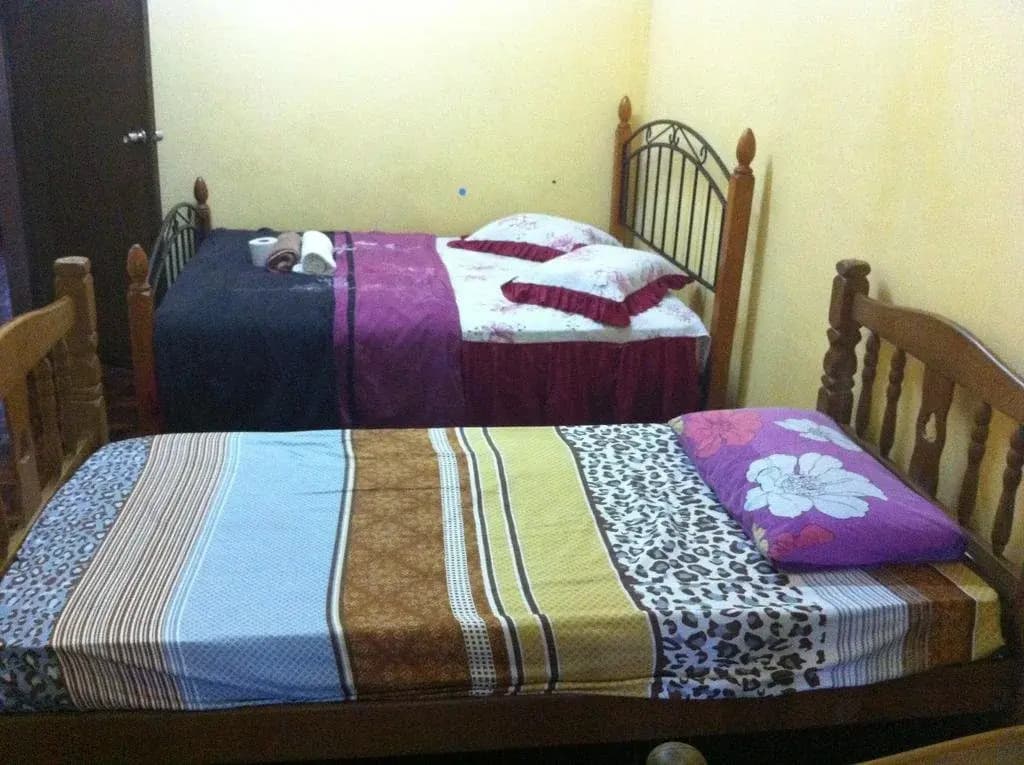 Ewans Guesthouse - photo 6