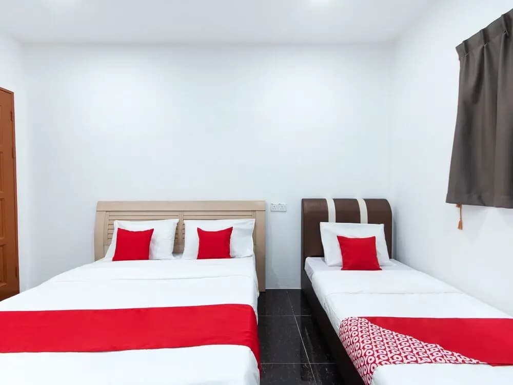 Weng Bee Guest House by OYO Rooms - photo 7