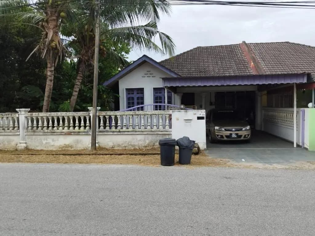 Homestay Alia - photo 10