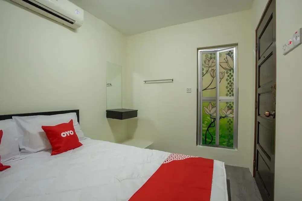 Zande Motel by OYO Rooms - main photo