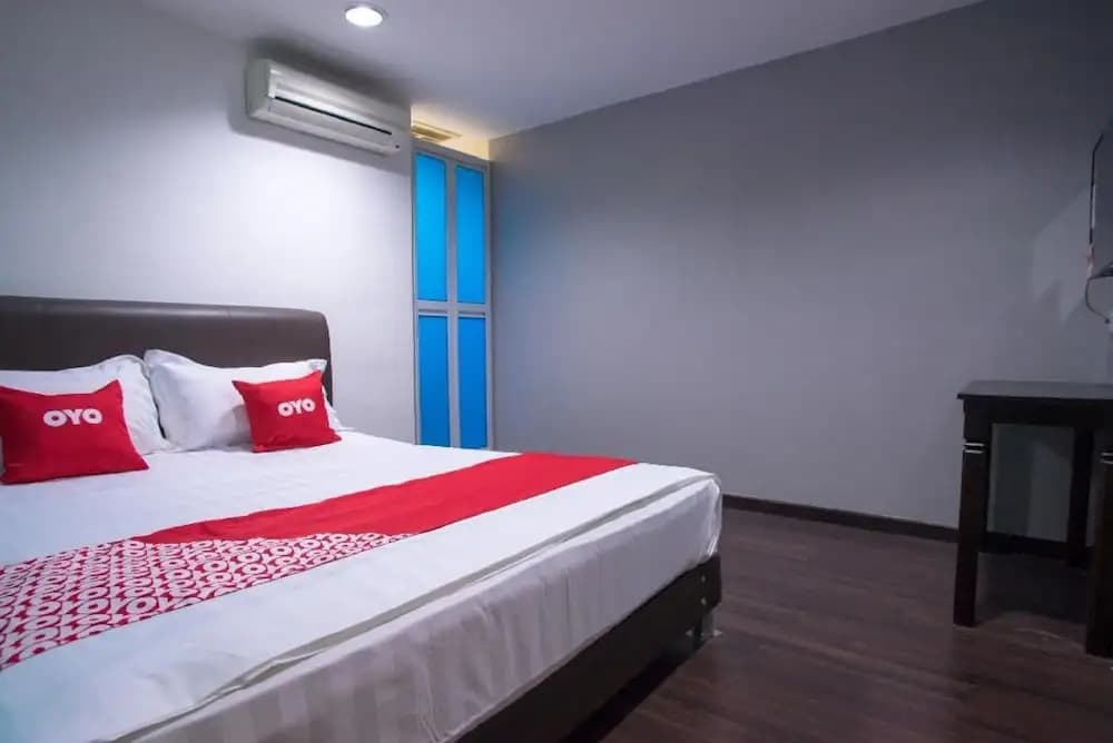 OYO 89450 Hotel Taj Inn Seksyen 13 Shah Alam - photo 2