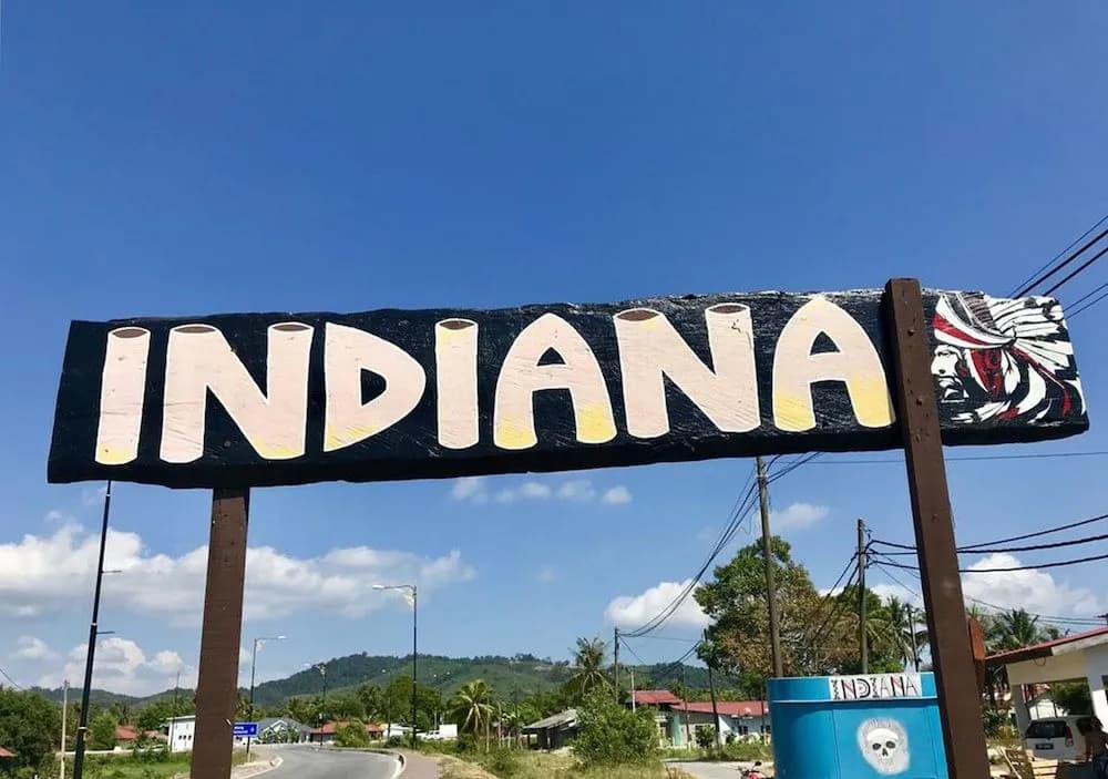 Indiana Cafe and Beds - photo 8
