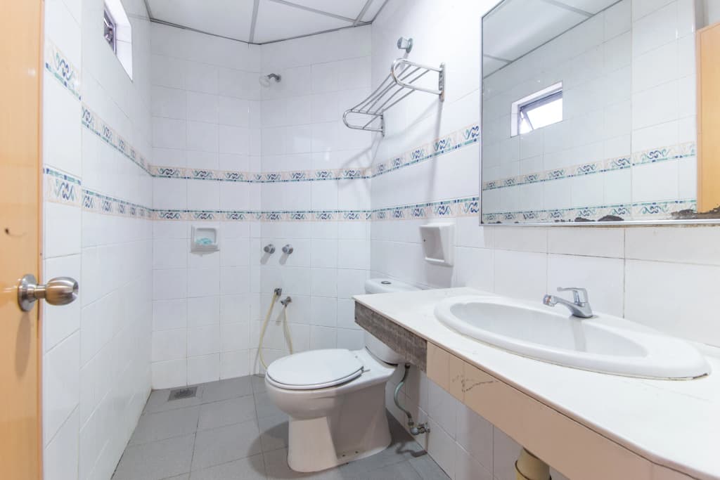 Super OYO 447 Comfort Hotel Meru - photo 10
