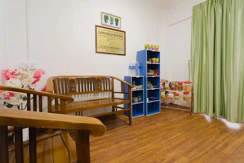 OYO 90043 Jasni Rijan Resort - photo 11