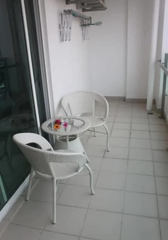 Mansion One Service Suite - photo 6