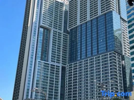 The Platinum KLCC By Sky Pool - photo 3