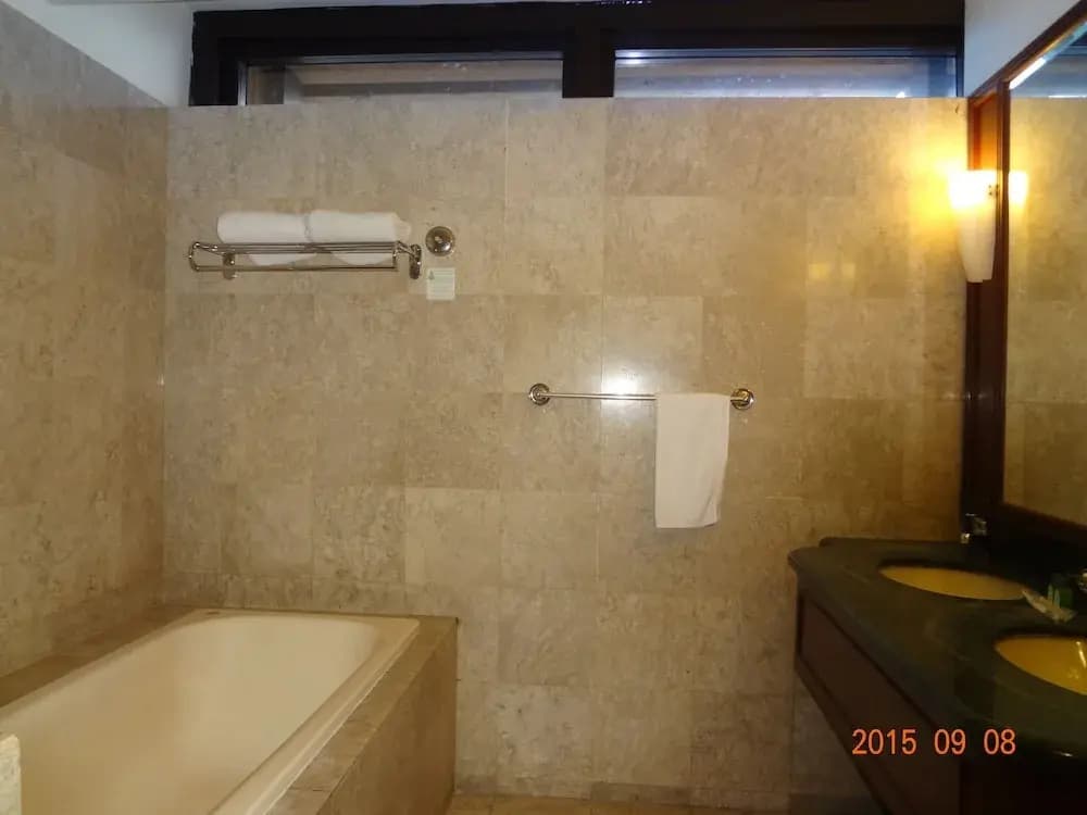 KL Super Suite at Times Square - photo 9