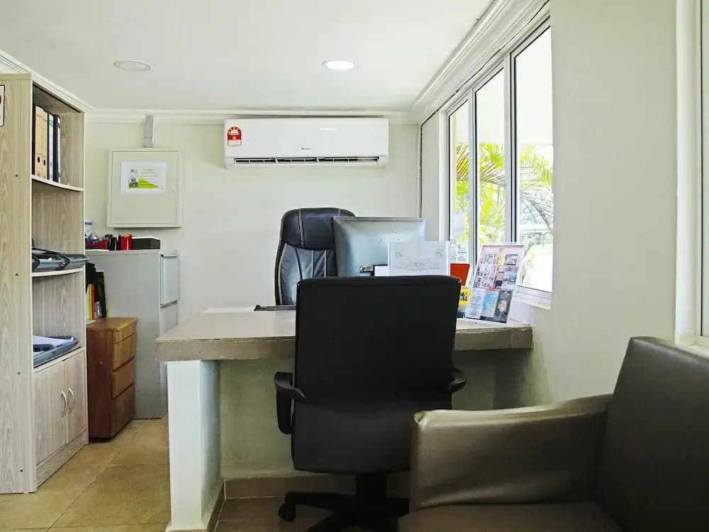Capital O 90557 Dedsaan Beach Village - photo 1