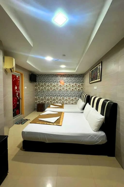 Batu Caves Hotel - photo 11