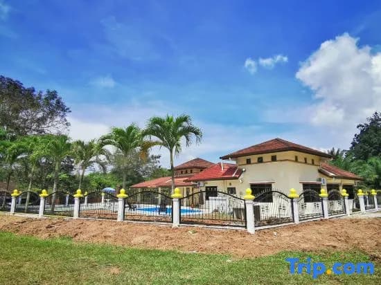 Yussy Homestay at Afamosa Villa - photo 5