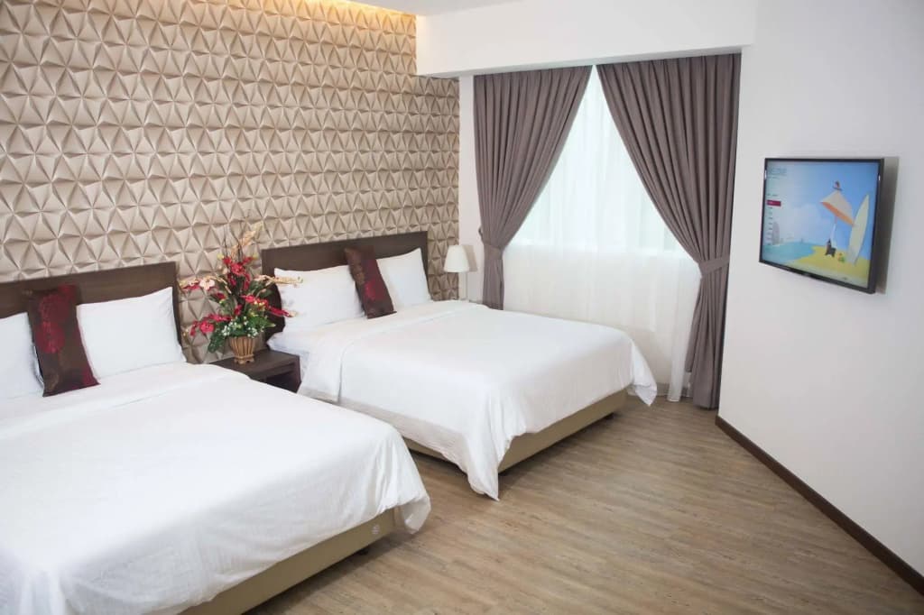 Qlassic Hotel - photo 6