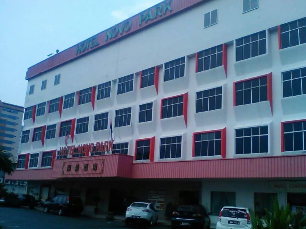Novo Park Hotel - photo 1