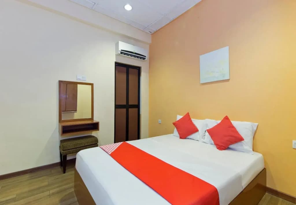 OYO 415 Straits Settlement Inn - photo 6