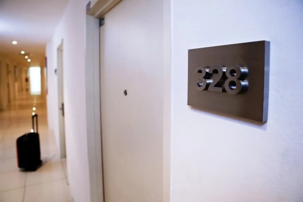 T Hotel Macallum - photo 14