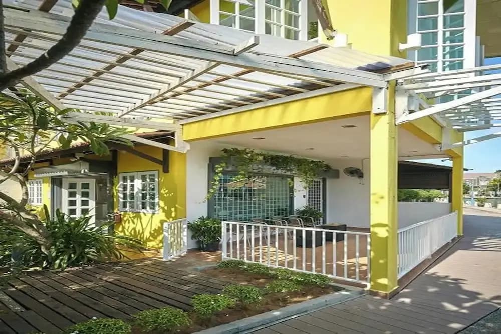 Sleepy Nomad Hostel - photo 23