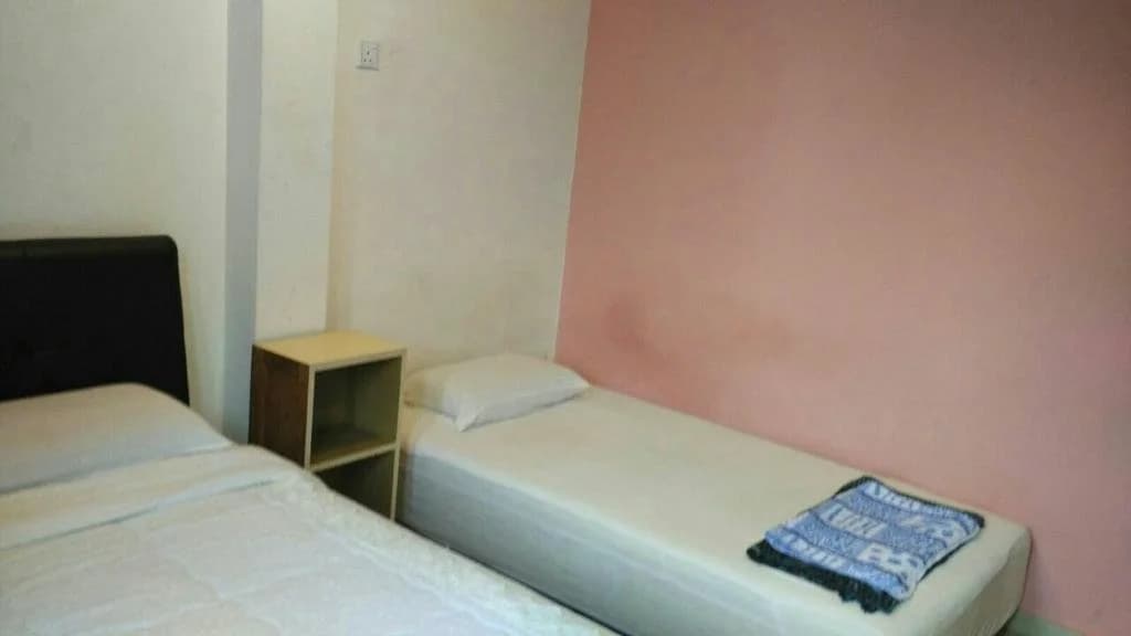 KK Hotel - photo 2