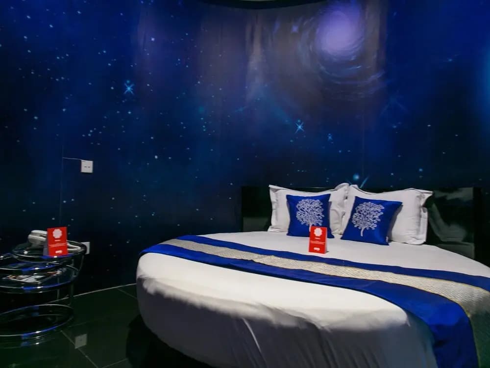 Oyo 194 Love Inn Hotel - photo 1
