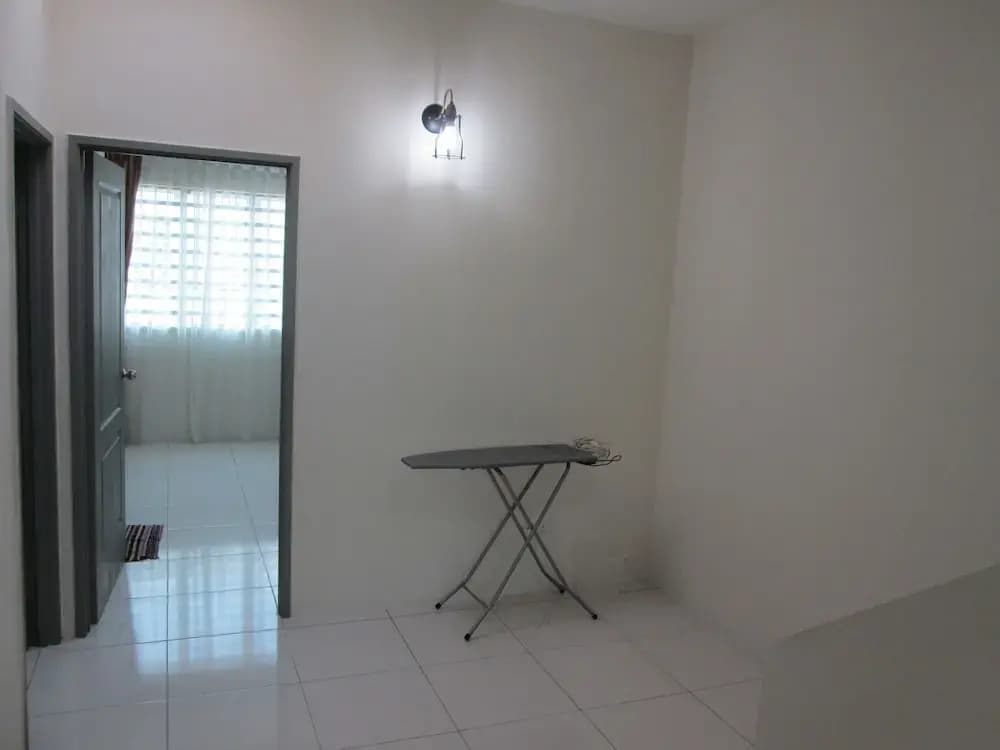 Dzel Homestay Station 18 Ipoh Tiara Lake - photo 11