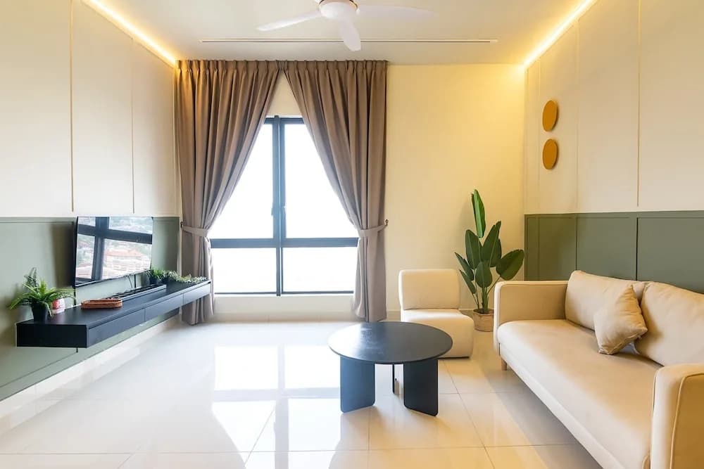 Modern 2BR Stay, Pool, Near Jonker St Melaka - photo 7