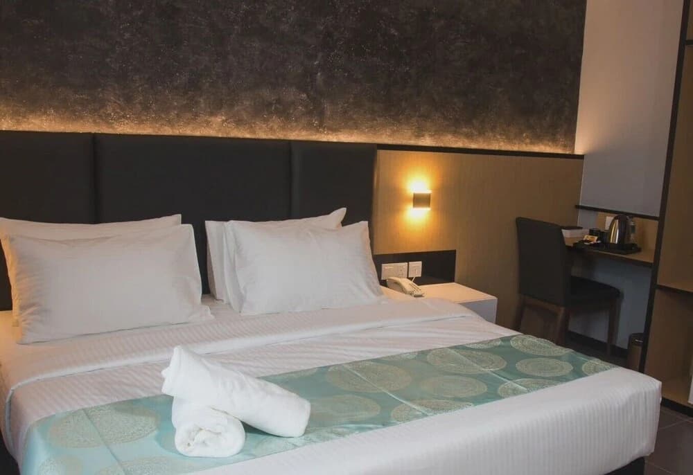 Oyo 581 Solid Hotels - photo 1
