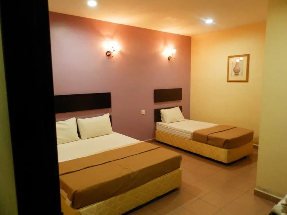 OYO 43962 Ezzy In Hotel - photo 6