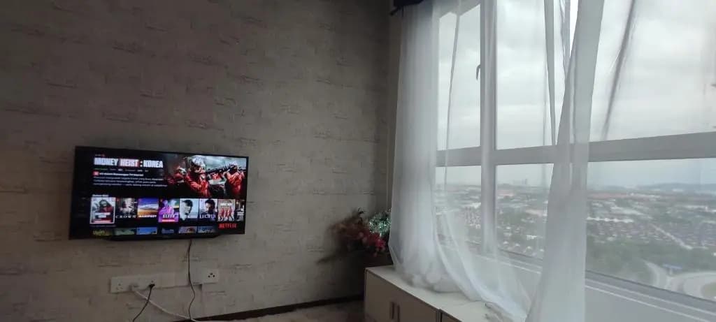 Bukit Rimau Instagrammable 2 Bedroom Apartment With Pool View up to 5 PAX - photo 8