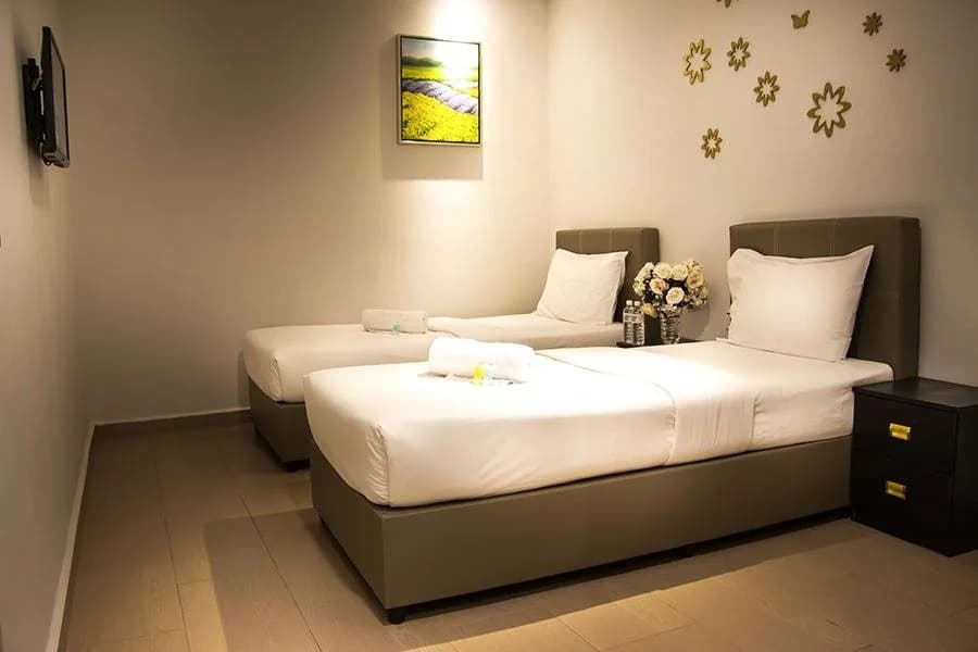 Ferda Hotel Impian Emas - photo 6