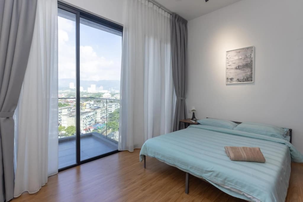 Beacon Executive Suites - By IZ - photo 6