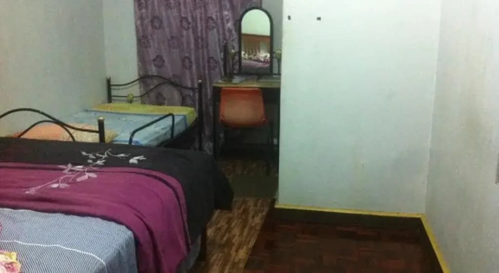 Ewans Guesthouse - photo 5