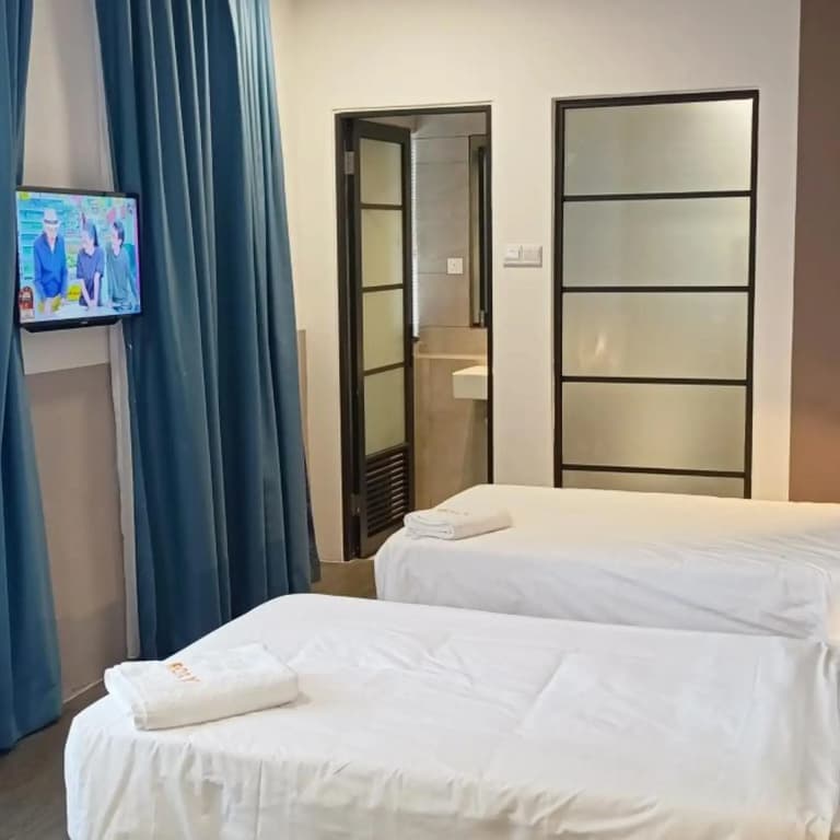 Roxy Hotel Sri Aman - photo 38