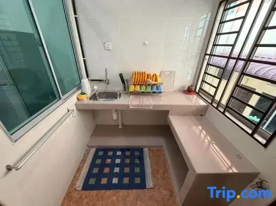 Taman Banang Ria Simple Homestay - photo 9