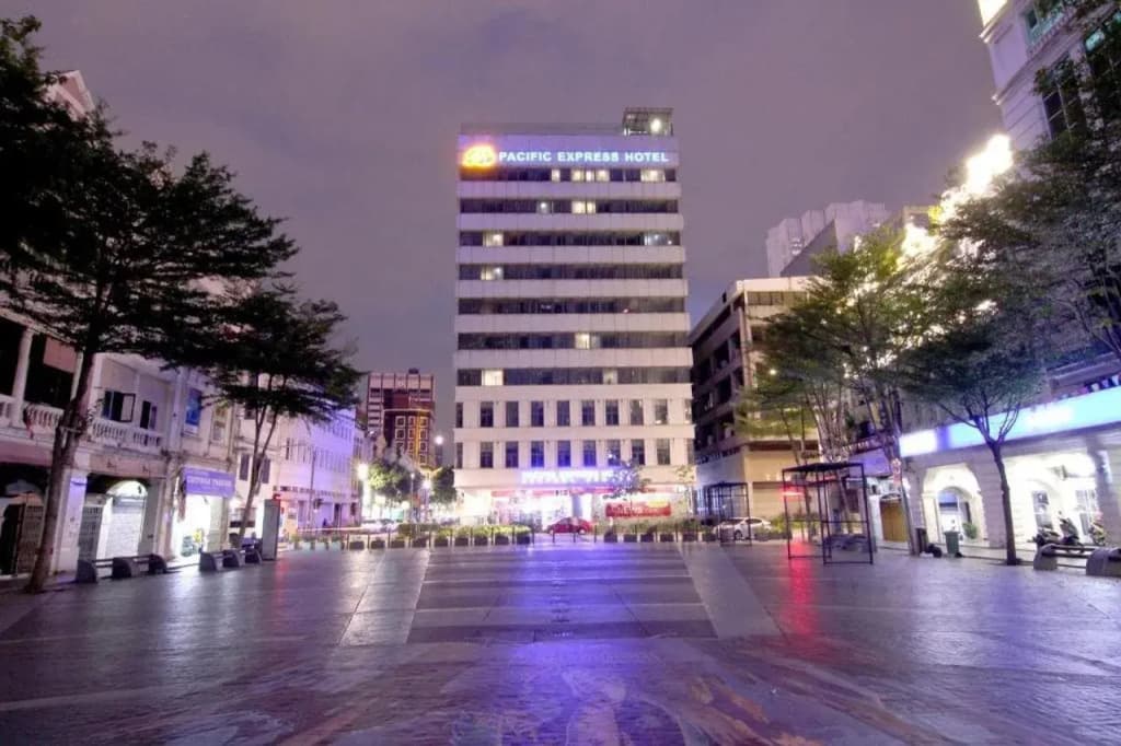 Pacific Express Hotel Central Market - photo 23