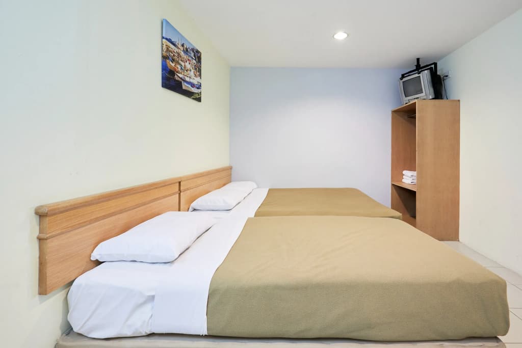 Tang City Hotel, Petaling Street, Merdeka PNB 118 Tower - photo 32